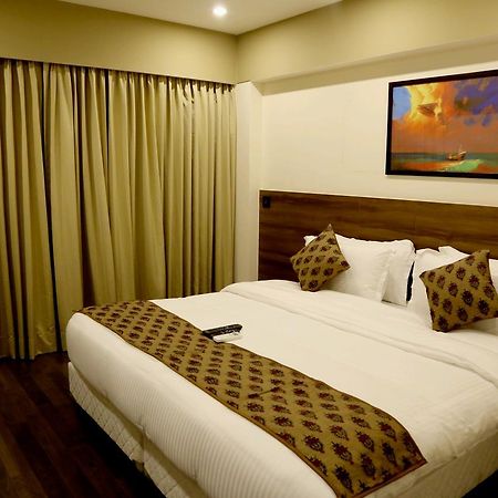 Hotel Mumbai House Andheri East, Bombay Eksteriør billede