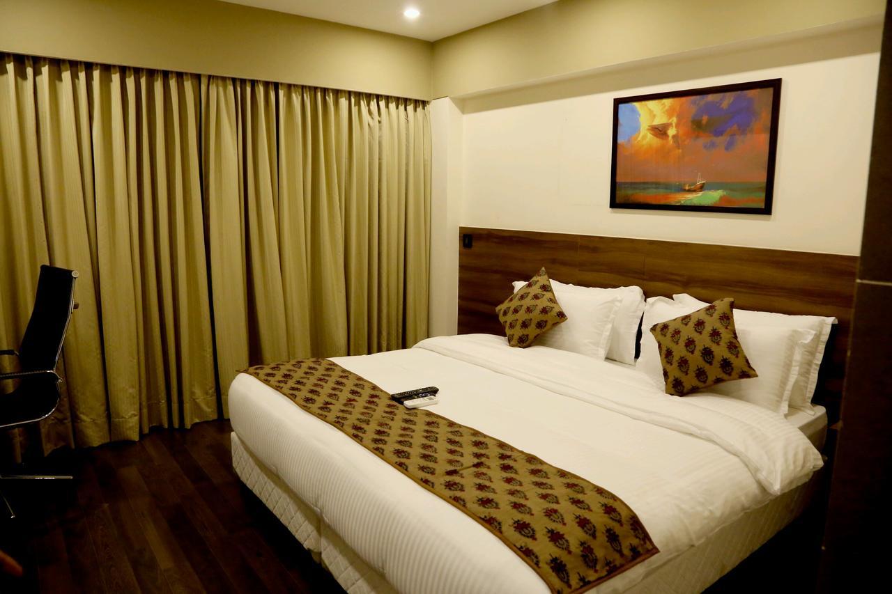 Hotel Mumbai House Andheri East, Bombay Eksteriør billede